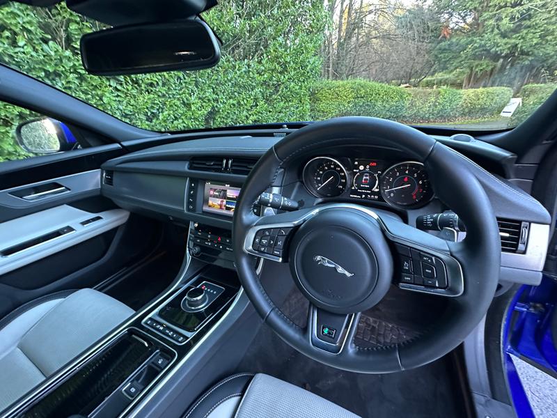 Used Jaguar XF 2017 for sale - 76895614: Photo 21