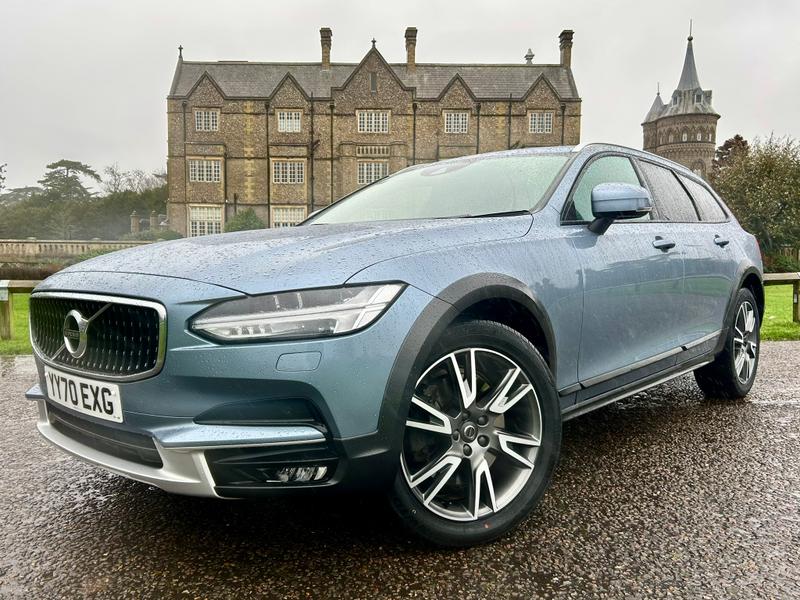 Used Volvo V90 Cross Country 2020 for sale - 76979465: Photo 1