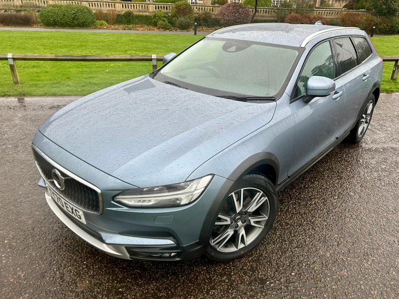 Used Volvo V90 Cross Country 2020 for sale - 76979465: Photo 10