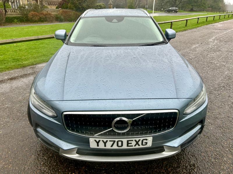 Used Volvo V90 Cross Country 2020 for sale - 76979465: Photo 2