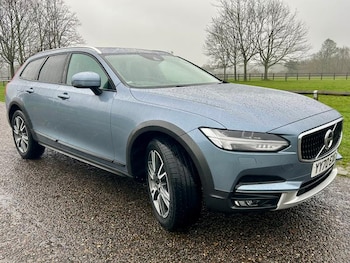 Used Volvo V90 2020 for sale - 76979465: Photo