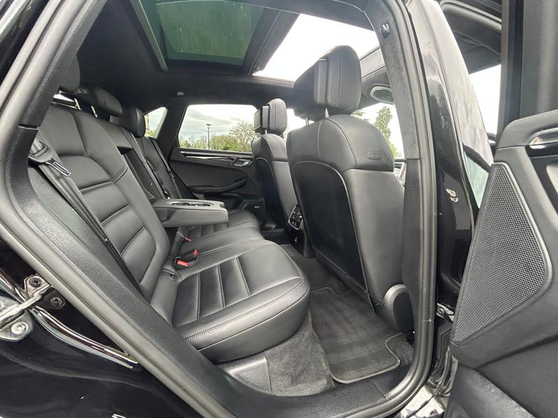 Used Porsche Macan 2020 for sale - 78186372: Photo 14
