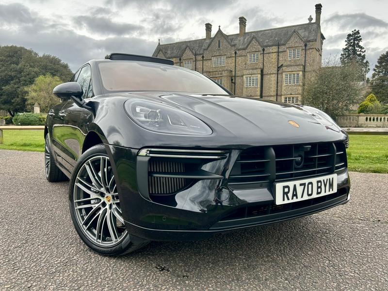 Used Porsche Macan 2020 for sale - 78186372: Photo 2