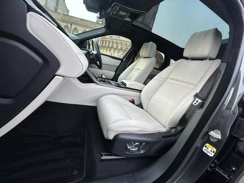 Used Land Rover Range Rover Velar 2022 for sale - 78109427: Photo 23