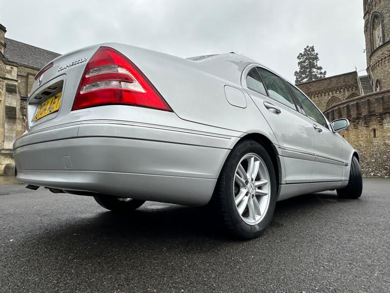 Used Mercedes-Benz C Class 2004 for sale - 77274954: Photo 12