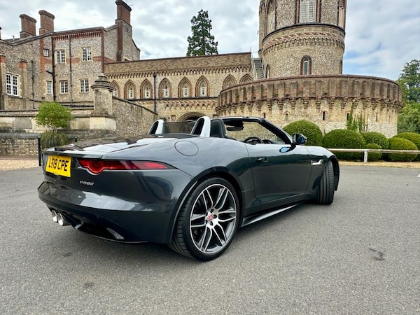 Used Jaguar F-Type 2019 for sale - 75466992: Photo 8