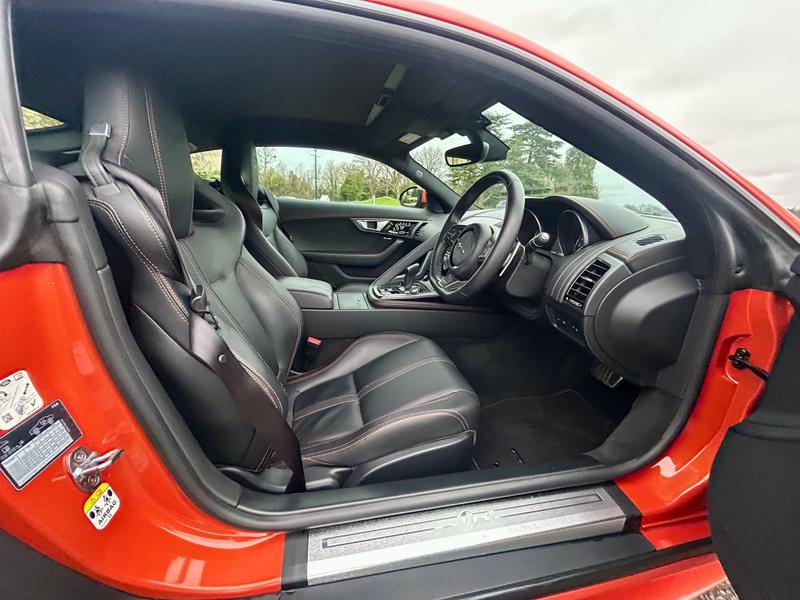 Used Jaguar F-Type 2017 for sale - 77691539: Photo 16