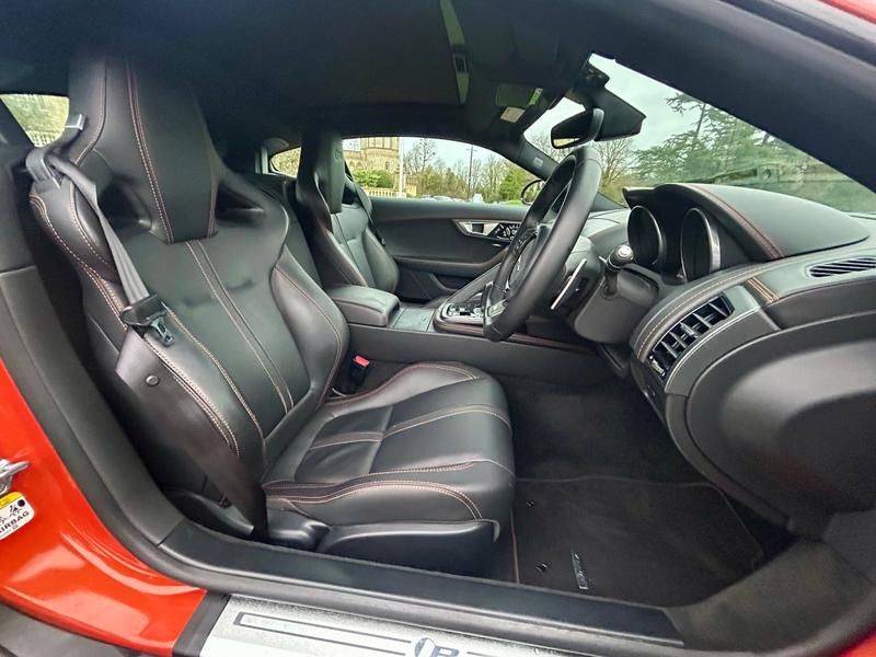 Used Jaguar F-Type 2017 for sale - 77691539: Photo 17