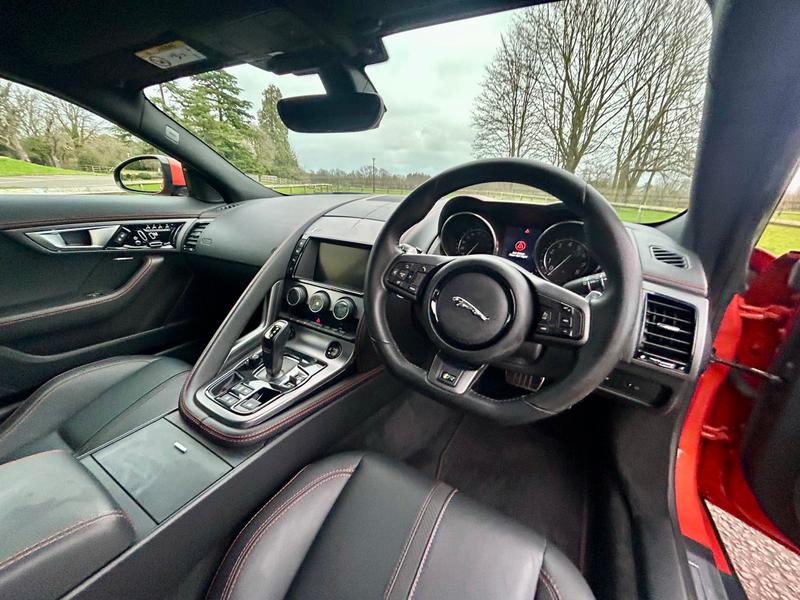 Used Jaguar F-Type 2017 for sale - 77691539: Photo 18