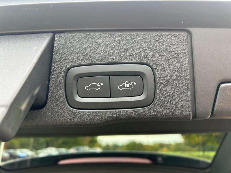 Used Volvo XC60 2022 for sale - 76241208: Photo 14