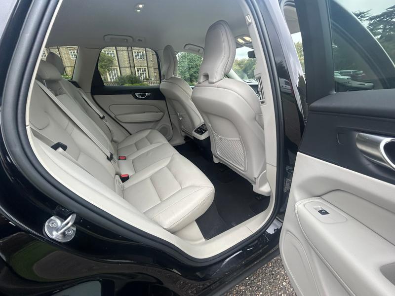 Used Volvo XC60 2022 for sale - 76241208: Photo 15