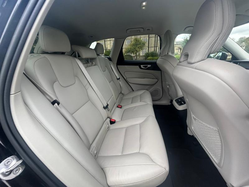 Used Volvo XC60 2022 for sale - 76241208: Photo 16