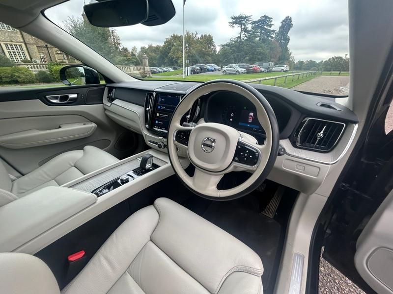 Used Volvo XC60 2022 for sale - 76241208: Photo 21