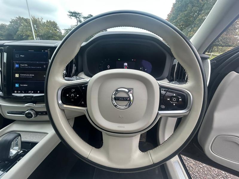 Used Volvo XC60 2022 for sale - 76241208: Photo 23