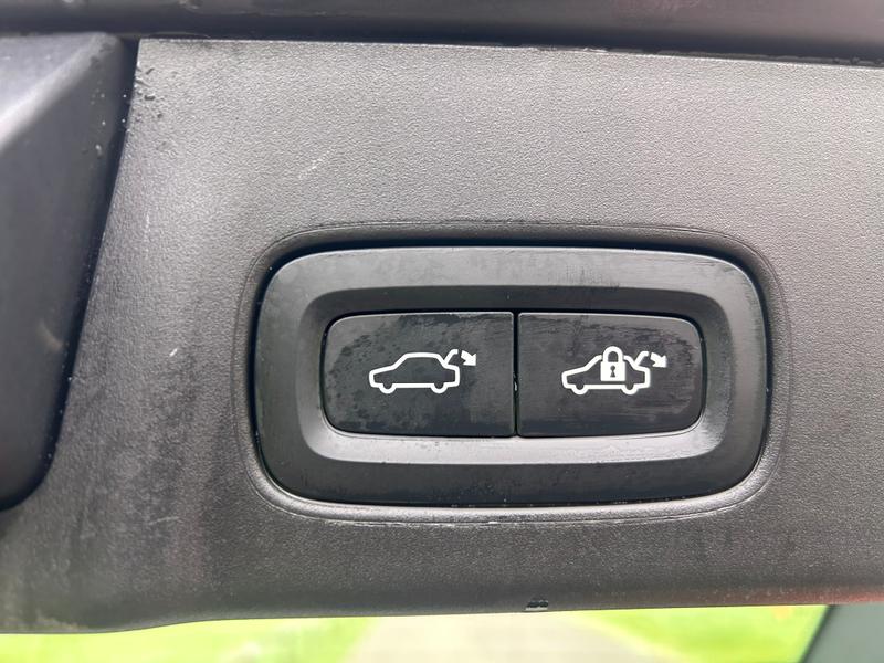 Used Volvo V90 2023 for sale - 77306924: Photo 16