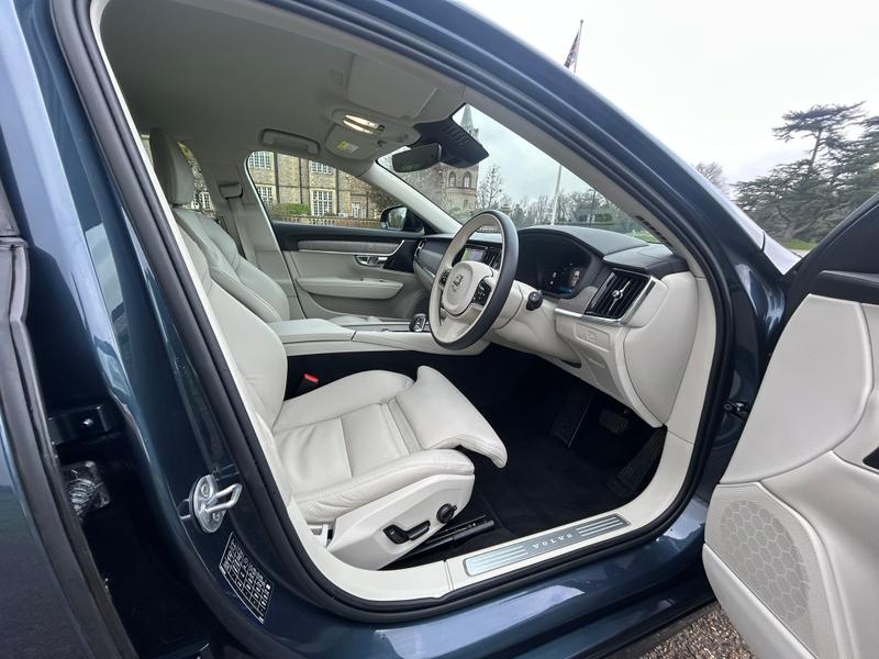 Used Volvo V90 2023 for sale - 77306924: Photo 21