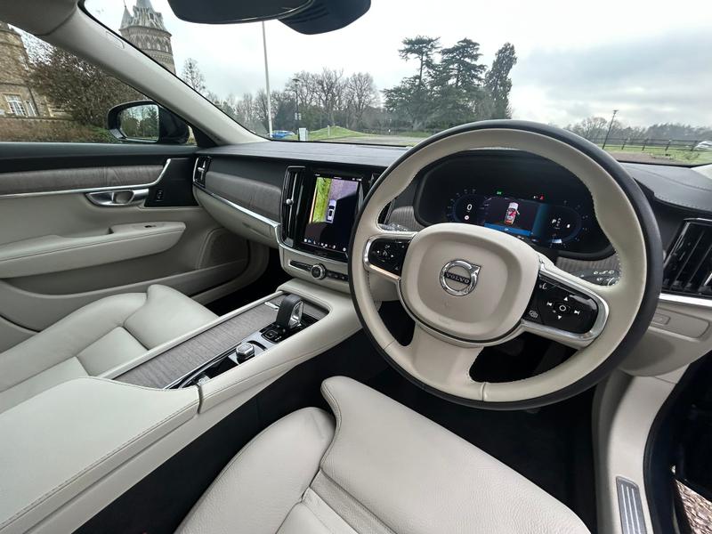 Used Volvo V90 2023 for sale - 77306924: Photo 24