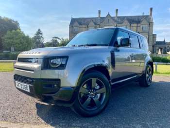 Used Land Rover Defender 110 2023 for sale - 71817115: Photo