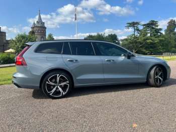 Used Volvo V60 2023 for sale - 74931744: Photo