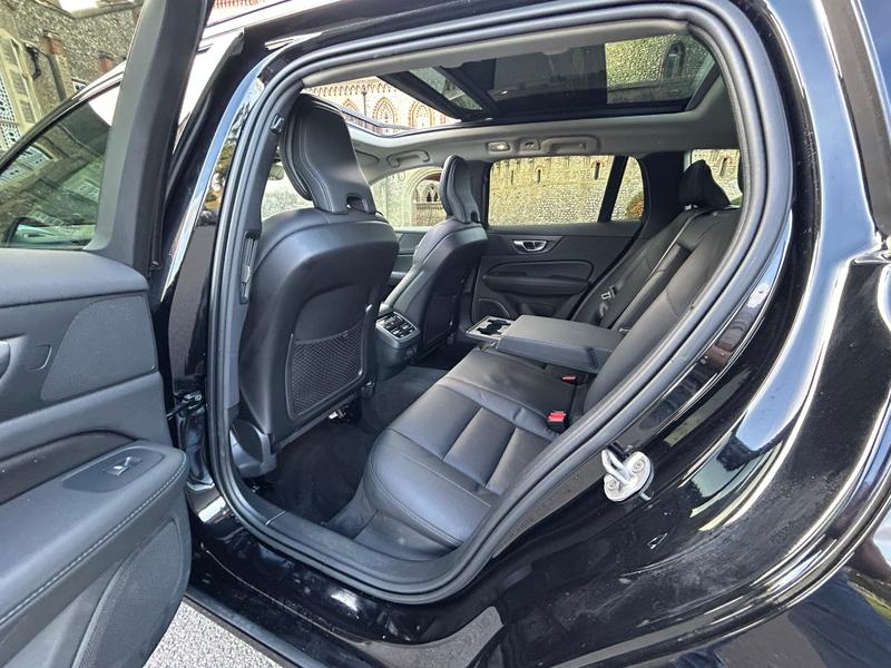 Used Volvo V60 2023 for sale - 76172693: Photo 20