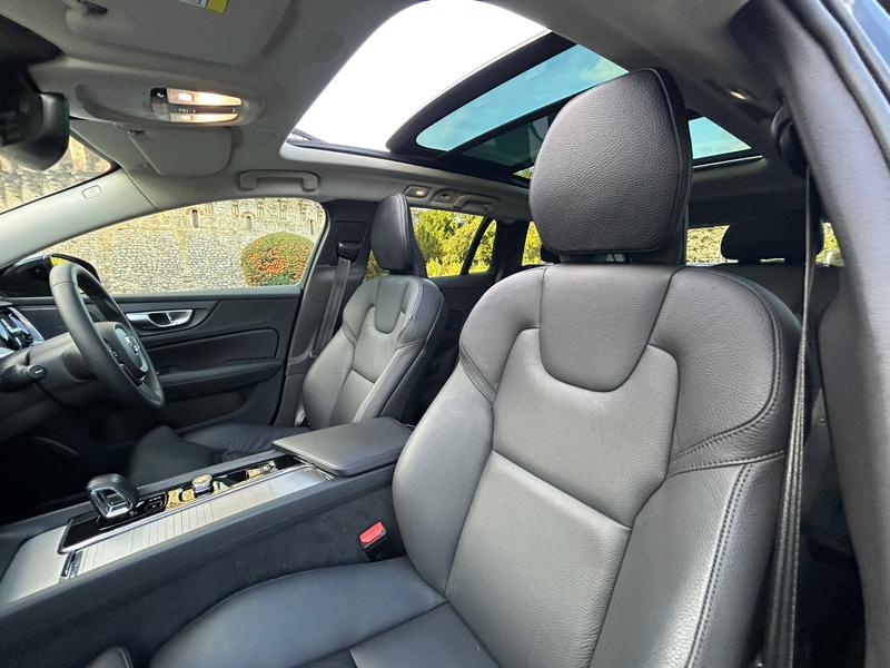 Used Volvo V60 2023 for sale - 76172693: Photo 23