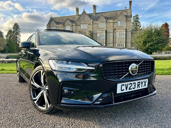 Used Volvo V60 2023 for sale - 76172693: Photo 5