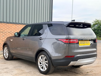 Used Land Rover Discovery 2018 for sale - 79225308: Photo