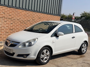 Used Vauxhall Corsa 2010 for sale - 79256352: Photo