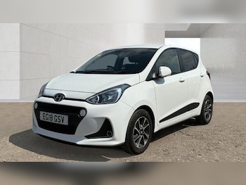 Used Hyundai i10 2018 for sale - 79533096: Photo