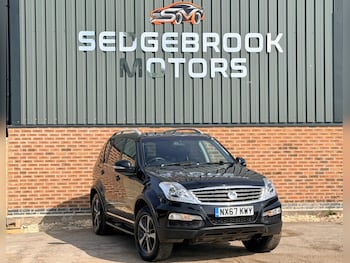 Used Ssangyong Rexton 2017 for sale - 79268045: Photo