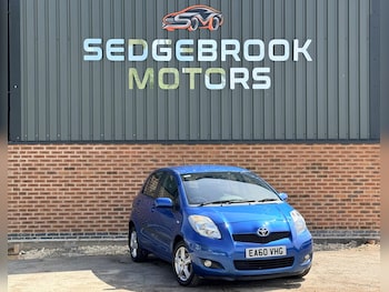 Used Toyota Yaris 2010 for sale - 79475636: Photo