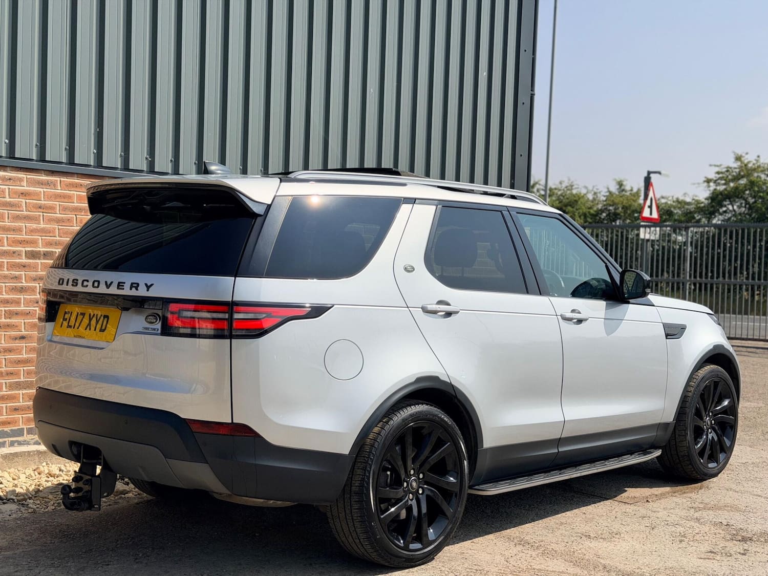 Land Rover Discovery 