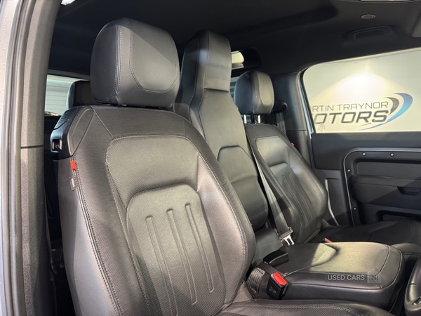Used Land Rover Defender 2022 for sale - 77387994: Photo 11