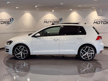 Used Volkswagen Golf 2017 for sale - 78785134: Photo