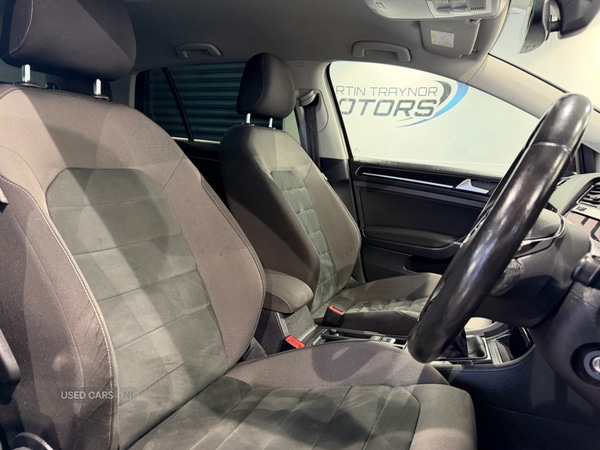 Used Volkswagen Golf 2017 for sale - 77672481: Photo 9