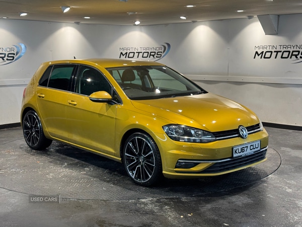 Used Volkswagen Golf 2017 for sale - 76772381: Photo 1