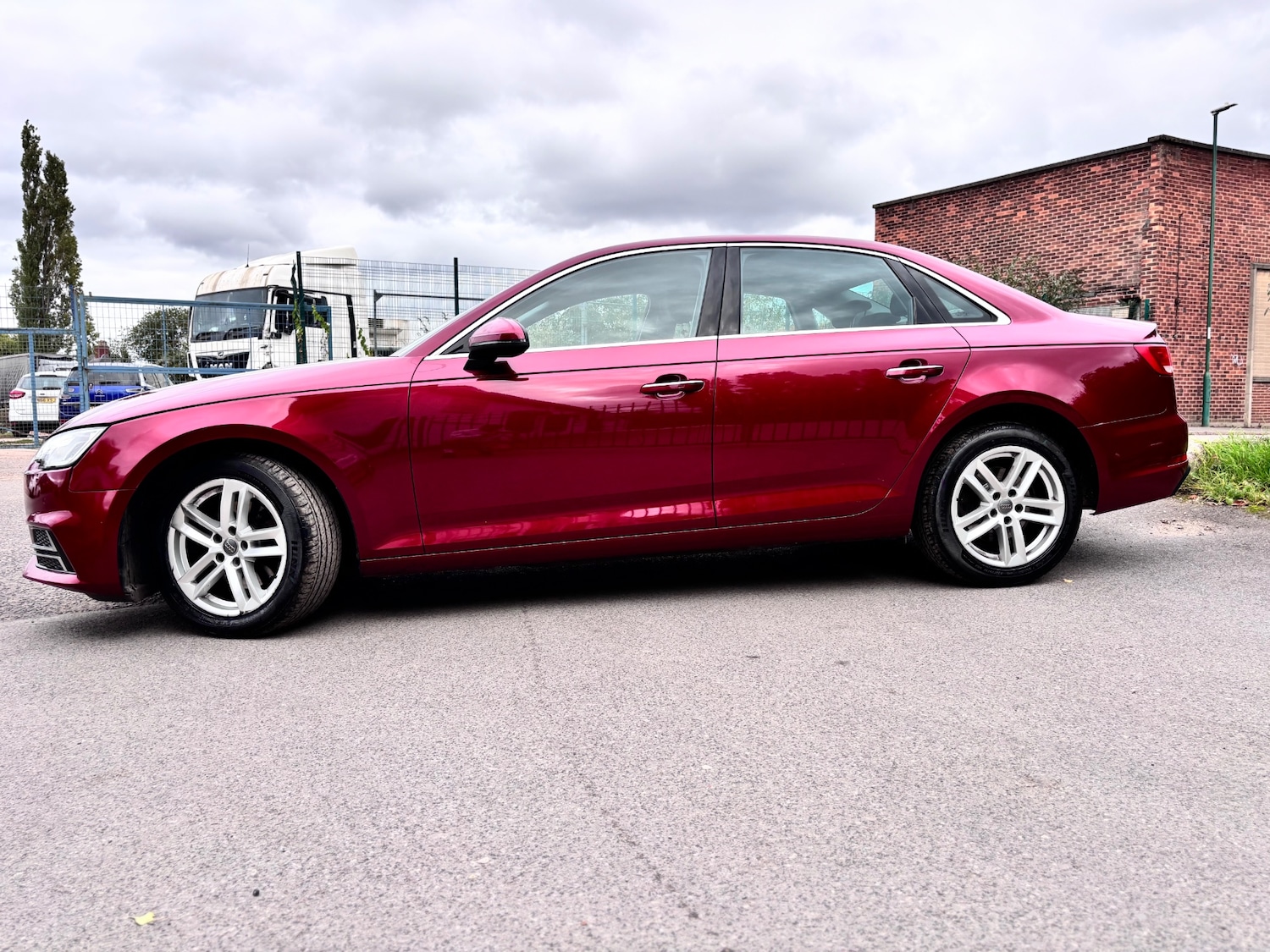 Used Audi A4 2019 for sale - 76205801: Photo 11