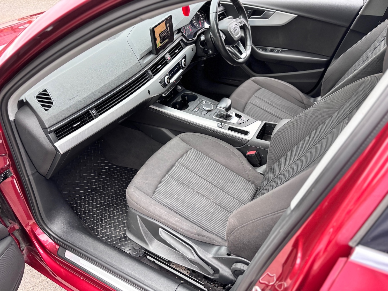 Used Audi A4 2019 for sale - 76205801: Photo 24