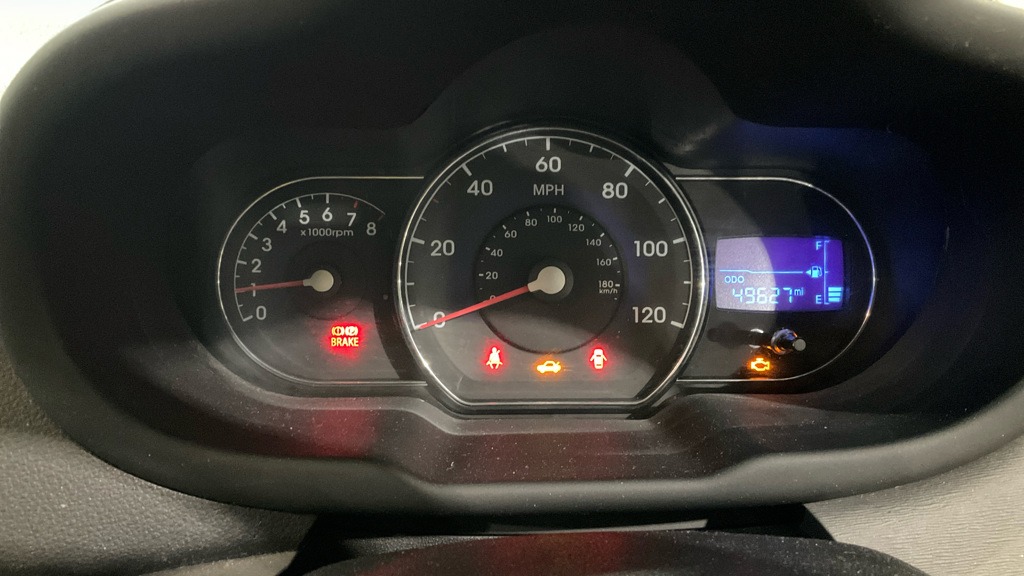 Used Hyundai i10 2013 for sale - 76599500: Photo 10