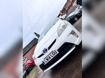 Used Toyota Prius  for sale - 75910902: Photo