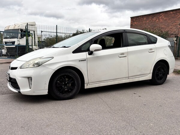 Used Toyota Prius 2019 for sale - 76206153: Photo 17
