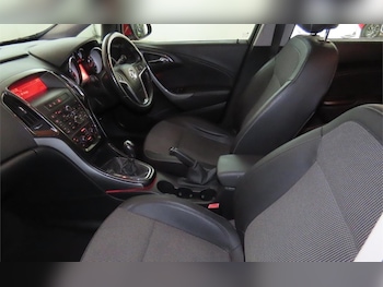 Used Vauxhall Astra 2013 for sale - 75582108: Photo