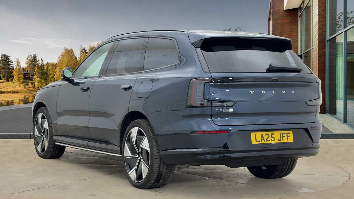 Used Volvo EX90 2025 for sale - 76679549: Photo 5