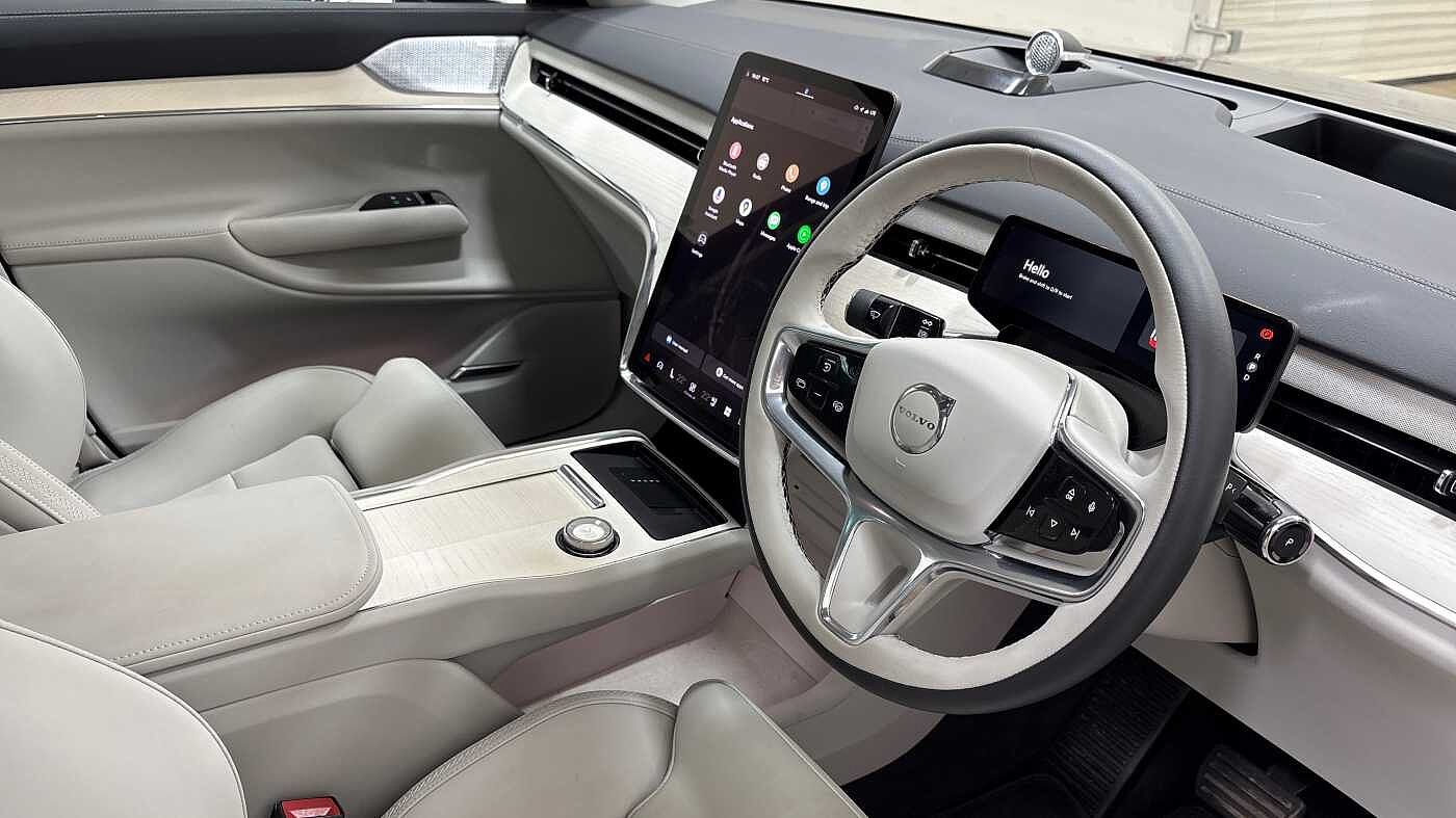 Used Volvo EX90 2025 for sale - 76679549: Photo 9