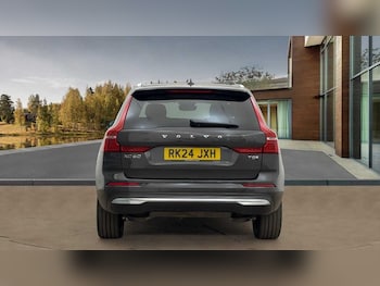 Used Volvo XC60 2024 for sale - 77728854: Photo