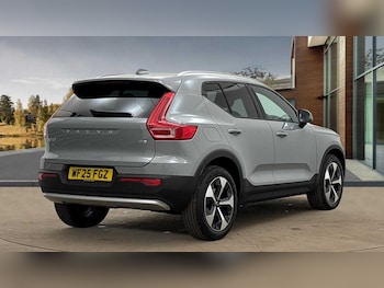 Used Volvo XC40 2025 for sale - 76680502: Photo