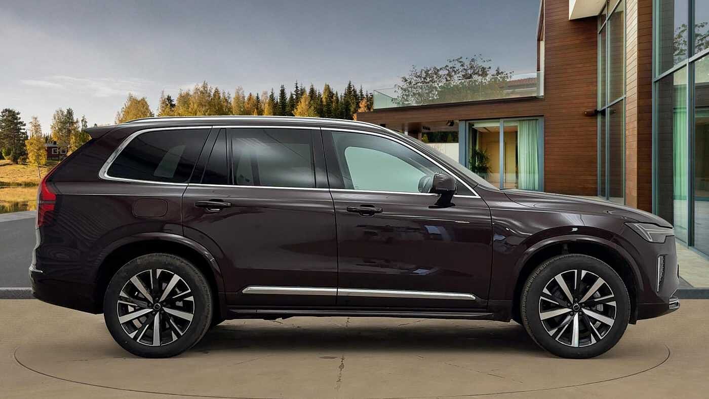 Used Volvo XC90 2025 for sale - 76876159: Photo 2