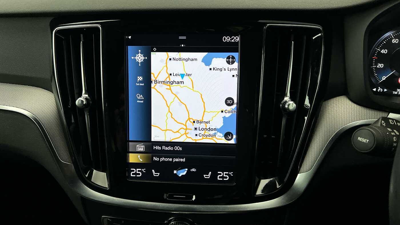 Used Volvo V60 2021 for sale - 76674428: Photo 10