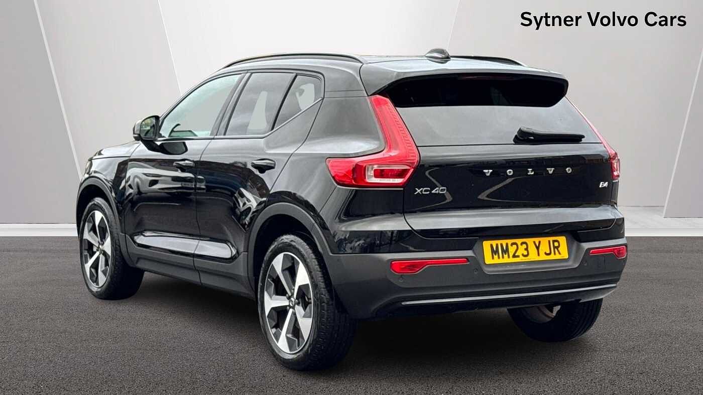 Used Volvo XC40 2023 for sale - 77392076: Photo 2