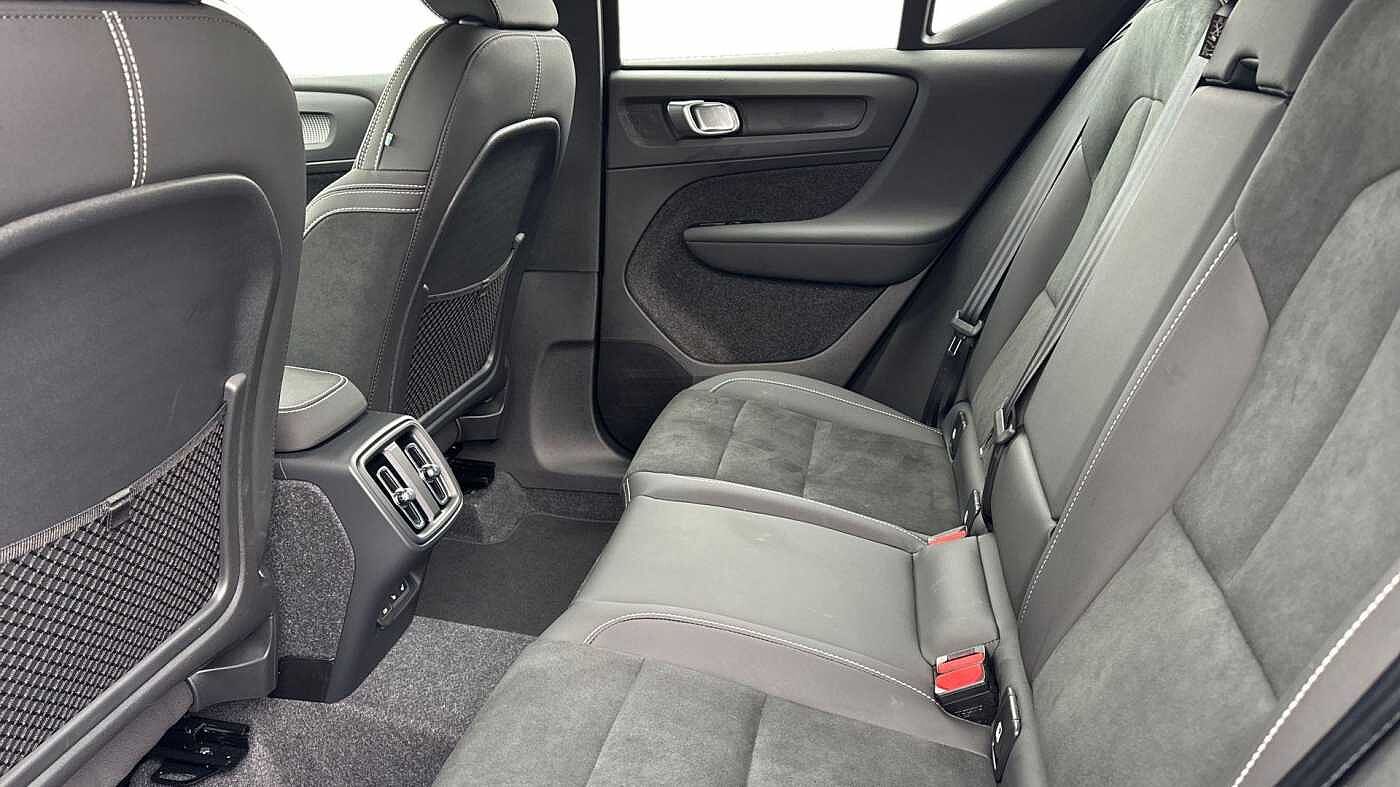 Used Volvo XC40 2025 for sale - 76679770: Photo 10